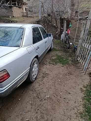 купить авто с нерабочим двигателем: Mercedes-Benz W124: 1993 г., Автомат, Седан — 2