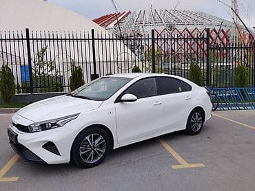 Kia Rio: 2021 г., 1.6 л, Вариатор, Бензин, Седан