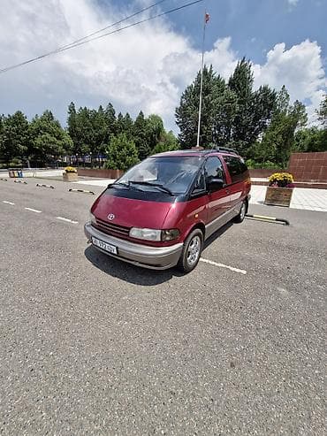 1995: Toyota Previa: 1995 г., 2.4 л, Механика, Газ, Минивэн — 1