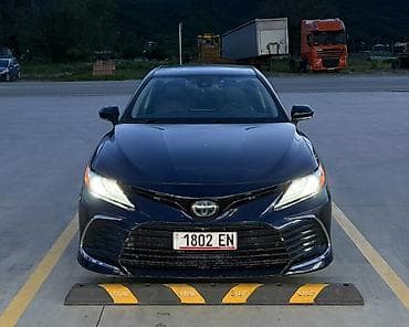 ровер 75: Toyota Camry: 2021 г., 2.5 л, Вариатор, Гибрид, Седан — 2