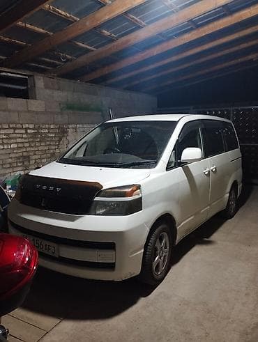 jetta 2: Toyota Voxy: 2003 г., Автомат, Бензин, Минивэн — 4