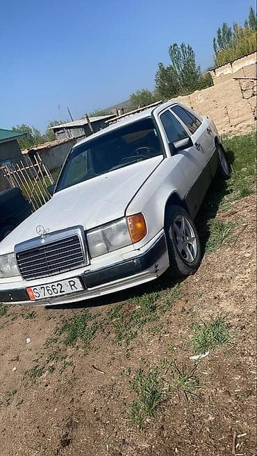 Mercedes-Benz W124: 1987 г., 2.3 л, Механика, Бензин, Седан — 3