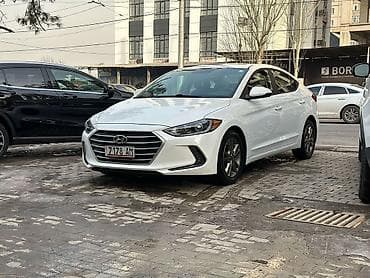 Продажа авто: Hyundai Elantra: 2018 г., 2 л, Автомат, Бензин, Седан — 1
