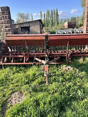 комбайн запчаст: Зерновая сеялка (механическая, навесная/прицепная) Описание: - — 6