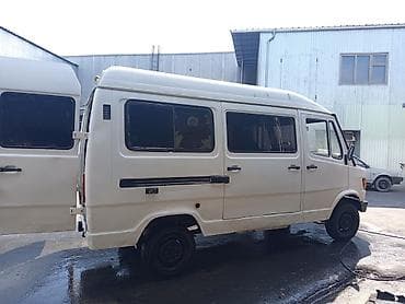 коробка тди: Mercedes-Benz T1: 1992 г., 2.9 л, Механика, Дизель, Бус — 2