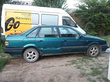Volkswagen Passat: 1990 г., 2 л, Механика, Бензин, Седан — 1