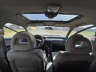 кызыл бирдик: Mazda 626: 1992 г., 1.8 л, Кол менен иштөөчү, Бензин, Седан — 7