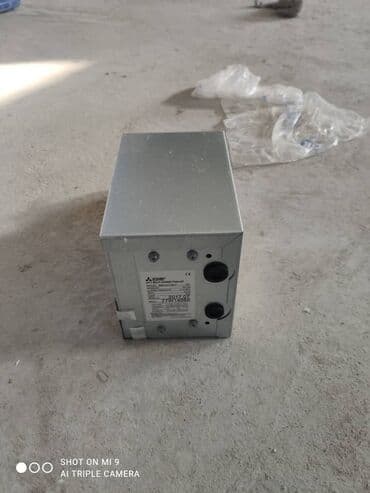 пульты для кондиционера: М-контроллер Mitsubishi Electric PAC-LV11M-J Количество портов	1 — 3