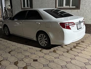 mazda 6 2008: Toyota Camry: 2012 г., 2.5 л, Автомат, Гибрид, Седан — 4