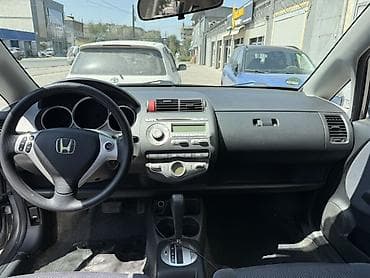 тайота джаз: Honda Jazz: 2008 г., 1.4 л, Вариатор, Бензин, Хэтчбэк — 7