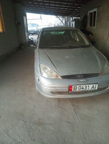 Ford Focus: 2000 г., 2 л, Механика, Бензин, Седан