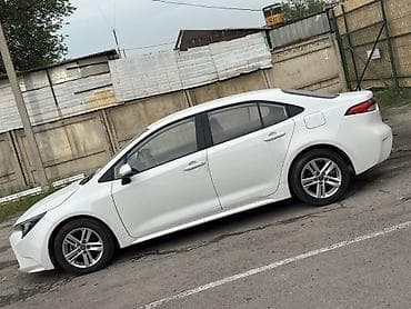 Toyota Corolla: 2022 г., 1.5 л, Вариатор, Бензин, Седан — 3