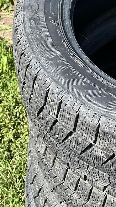 резина 14 с: Шины 215 / R 17, Зима, Б/у, Комплект, Легковые, Bridgestone — 4