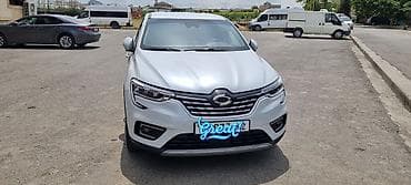 subaru imprezza: Renault : 2020 г., 1.4 л, Типтроник, Бензин, Кроссовер — 1