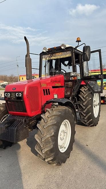 Тракторы YTO (ЮТО): Модель: 1221, Б/у — 1