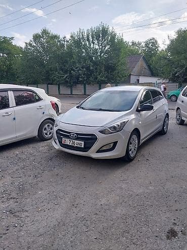 sprinter 4 4: Hyundai i30: 2016 г., 1.6 л, Механика, Бензин, Универсал — 8