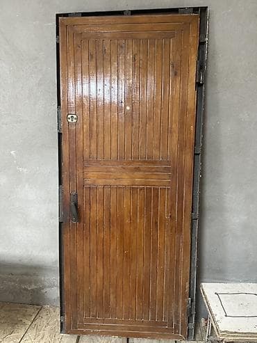 входная двустворчатая дверь: Двери для домов и квартир, Деревянная, Одностворчатая, Левосторонняя, цвет - Коричневый — 3