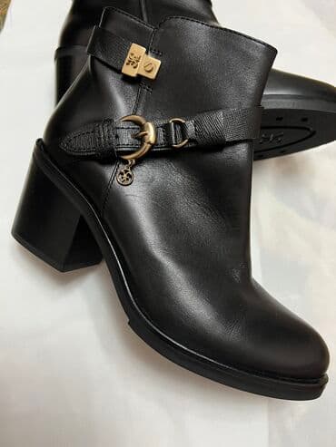 Атайын кийим: Өтүктөр, 37, Fabi, Жаңы, түсү - Кара — 1