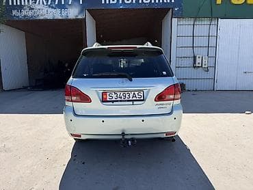 фара тайота авенсис: Toyota Avensis Verso: 2002 г., 2 л, Автомат, Бензин, Минивэн — 3