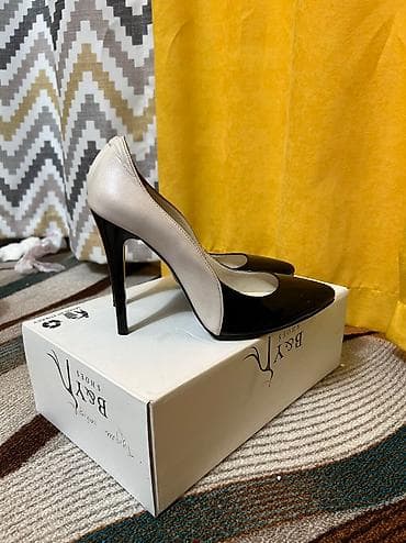 тиффани бишкек: Туфли премиум классаофигенные нат.кожа размер38. Сост отл 1-2 выхода — 2