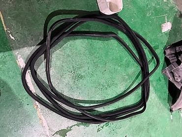 Уплотнители для дверей: Уплотнительная резинка боковой двери для Mercedes-Benz S‑Class W221 - — 1