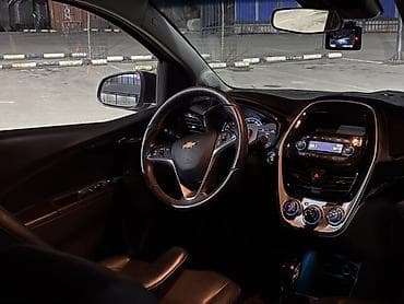 Chevrolet: Chevrolet Spark: 2017 г., 1 л, Автомат, Бензин, Хэтчбэк — 8