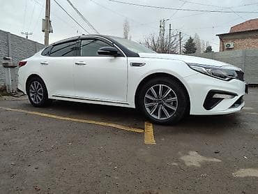 салон машины: Kia K5: 2019 г., 2 л, Автомат, Бензин, Седан — 5