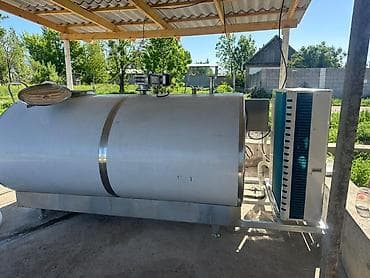 Охладитель-танк для молока с автоматическим управлением -