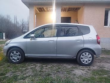 хонда сервы 2: Honda Fit: 2002 г., 1.3 л, Автомат, Бензин, Хэтчбэк — 3