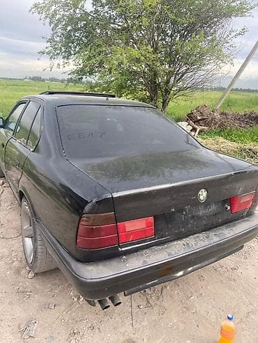 chery arizzo: BMW 5 series: 1990 г., 2 л, Механика, Бензин, Седан — 5