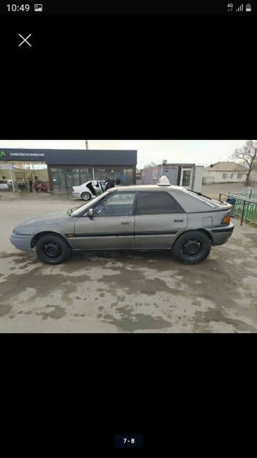 mazda 323 ф: Mazda 323: 1990 г., 1.6 л, Механика, Бензин, Хетчбек — 4