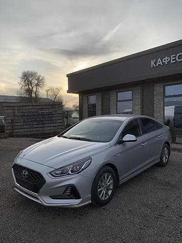 Hyundai Sonata: 2020 г., 2 л, Автомат, Газ, Седан