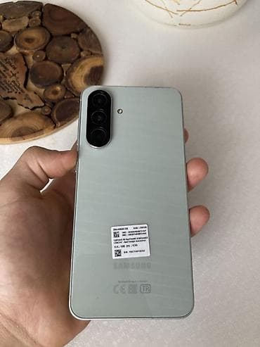 redmi note 11 e: Samsung Galaxy A56 (модель SM-A566E/DS), цвет мятно‑зелёный — 1