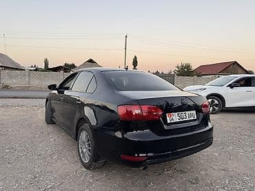 Унаа: Volkswagen Jetta: 2012 г., 1.6 л, Автомат, Бензин, Седан — 2