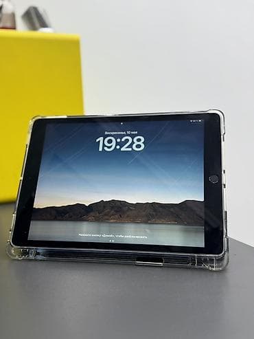 microsoft surface pro: Планшет, Apple, 9" - 10", Wi-Fi, Классический цвет - Серый — 1