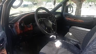 мазда бусик: Hyundai H-1: 1997 г., 2.5 л, Механика, Дизель, Минивэн — 5