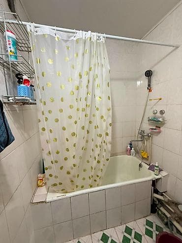 Квартиры: 2 комнаты, 50 м², 105 серия, Восток-5 мкр 105 серия, 3 этаж, Старый ремонт — 4