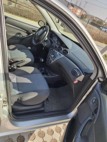 Ford: Ford Focus: 2002 г., 2 л, Автомат, Бензин, Хэтчбэк — 5