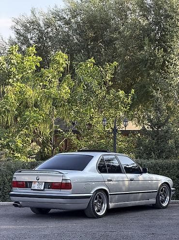портер 2 4х4: BMW 5 series: 1991 г., 2.5 л, Механика, Бензин, Седан — 5