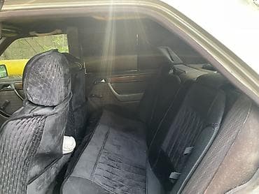 мерседес бенс а: Mercedes-Benz W124: 1990 г., 2 л, Механика, Бензин, Седан — 3