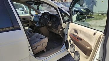 дверные карты одиссей: Дверная карта Honda — 3