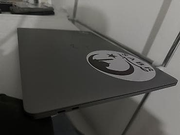 клавиатура bloody: MacBook Pro 15 2018 • Intel Core i7 2.2 GHz 6-ядерный • 16 GB RAM — 4