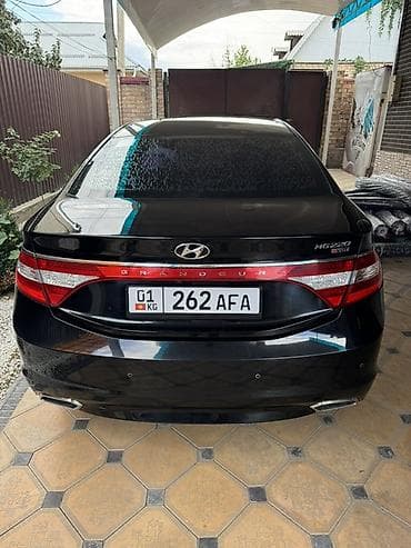 Транспорт: Hyundai Grandeur: 2016 г., 2.2 л, Автомат, Дизель, Седан — 5