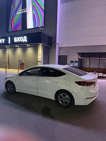 e class: Hyundai Avante: 2018 г., 1.6 л, Автомат, Бензин, Седан — 7