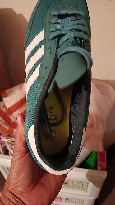 ботас ролик: Кроссовки Adidas (модель в стиле Gazelle/Samba) с креплениями для — 7