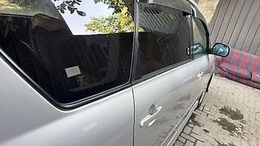 mazda protage: Toyota Ipsum: 2002 г., 2.4 л, Автомат, Газ, Минивэн — 10