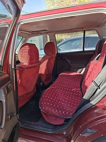 Volkswagen: Volkswagen Vento: 1996 г., 1.8 л, Механика, Бензин, Седан — 5