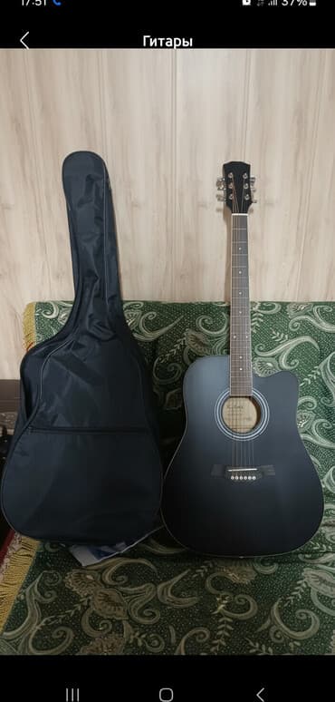 Состояние чётко размер 41. Оригинал +чехол