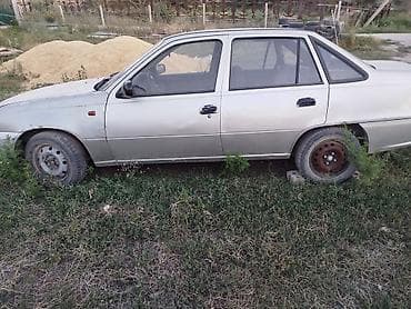 smart open: Daewoo Nexia: 2008 г., Механика, Бензин, Седан — 4