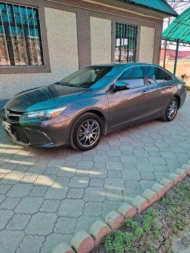 купить тойоту альфард в рассрочку в бишкеке: Toyota Camry: 2017 г., 2.5 л, Автомат, Бензиновая, Седан — 3